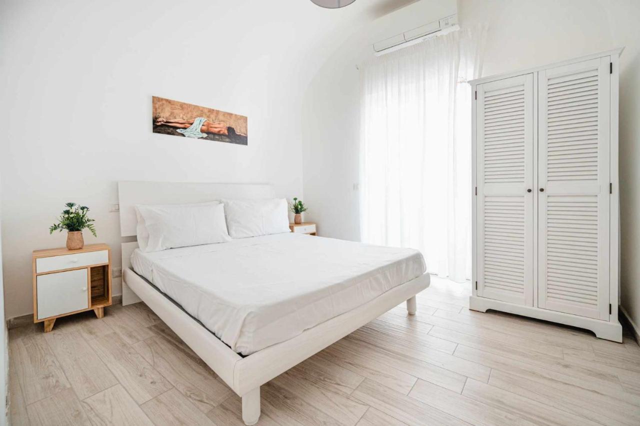 White Amalfi Centro Storico By Italianhost Apartment Екстериор снимка