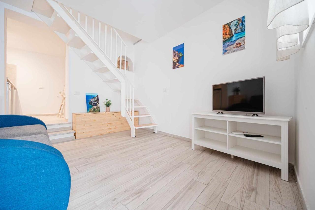 White Amalfi Centro Storico By Italianhost Apartment Екстериор снимка